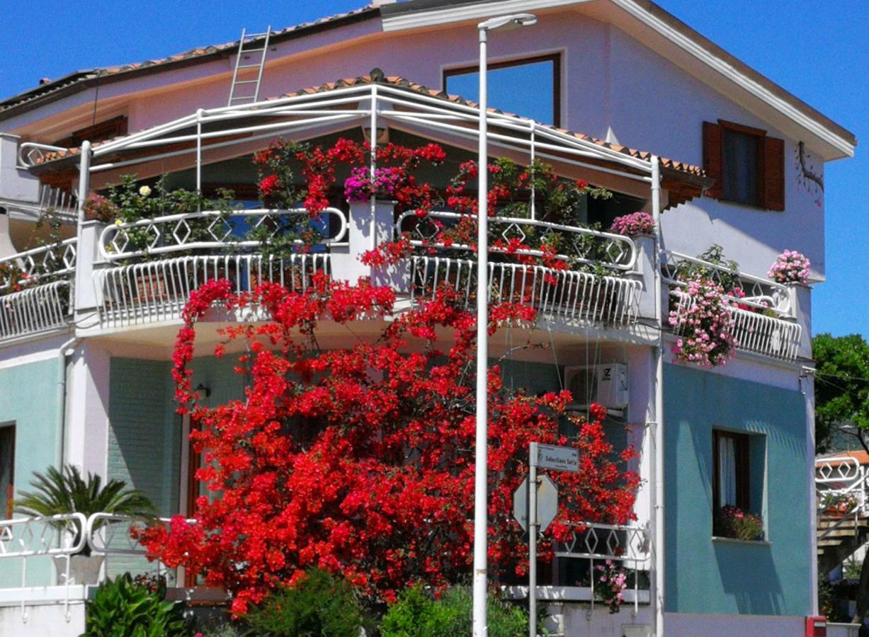 Il Giardino All'Angolo Villacidro Exteriör bild
